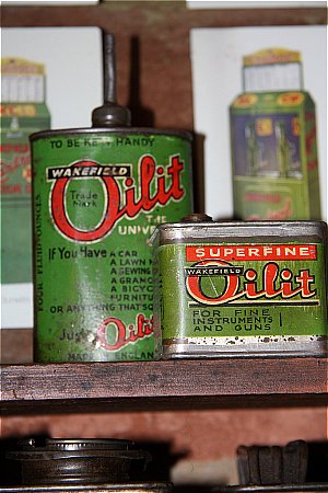 WAKEFIELD OILIT (Castrol) (2 cans) - click to enlarge